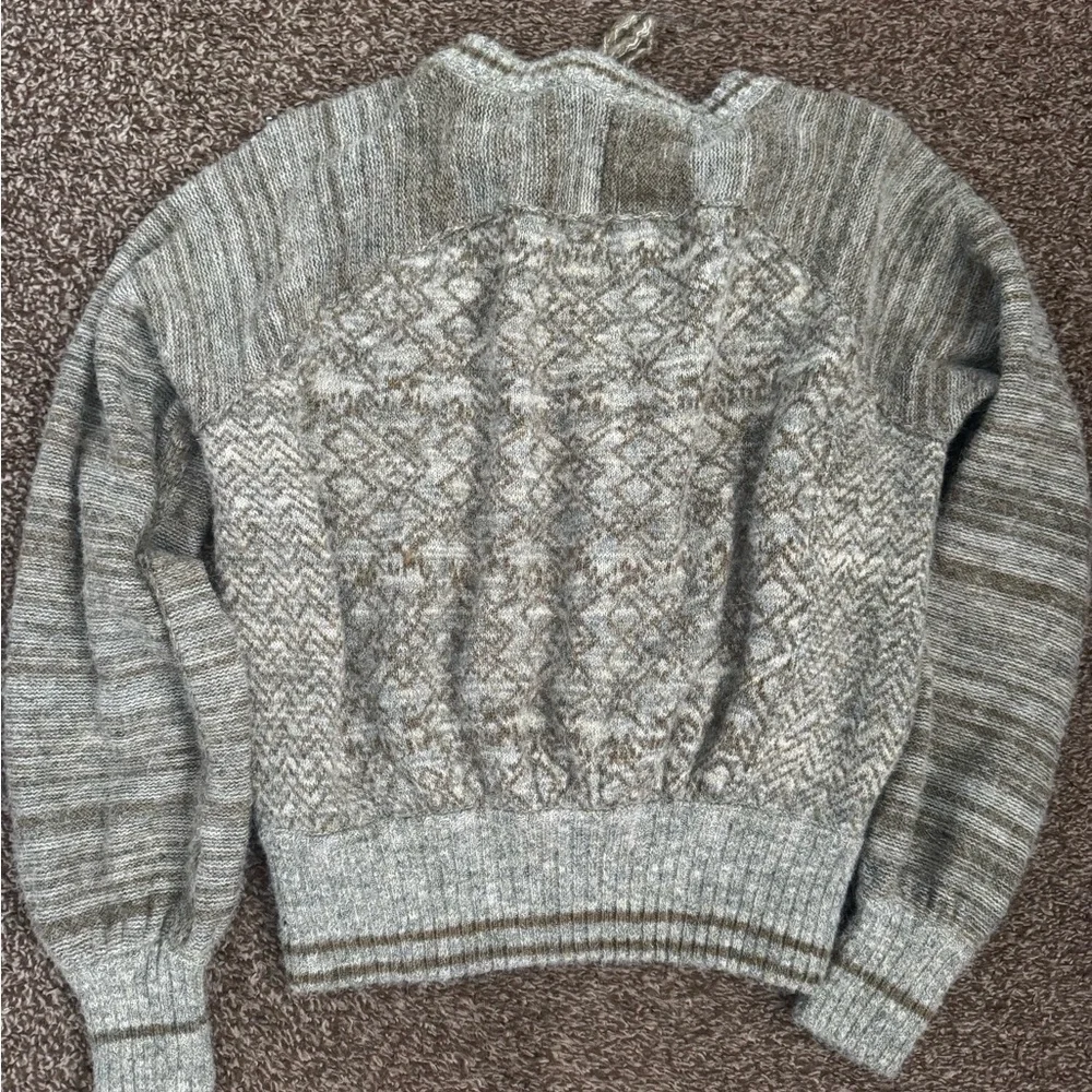 FREE PEOPLE Gray Knit Sweater
